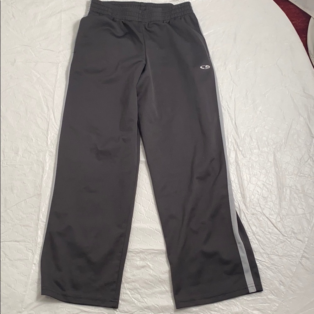 Champion gray lightweight track pants w/pockets L